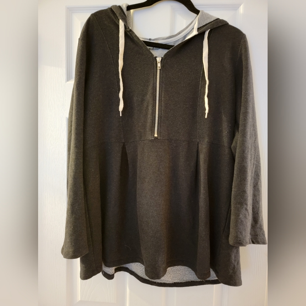Simply Noelle half zip sweat shirt